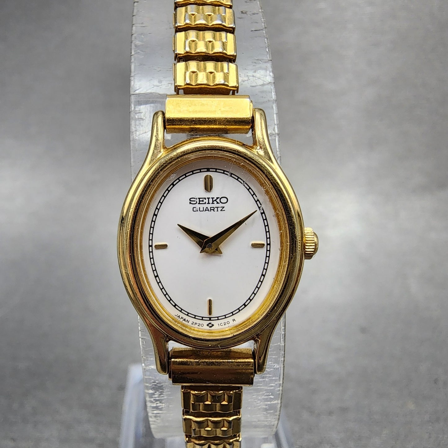 Seiko Watch Women 17mm White Dial Gold Tone Oval 2p205h20 New Battery VTG0