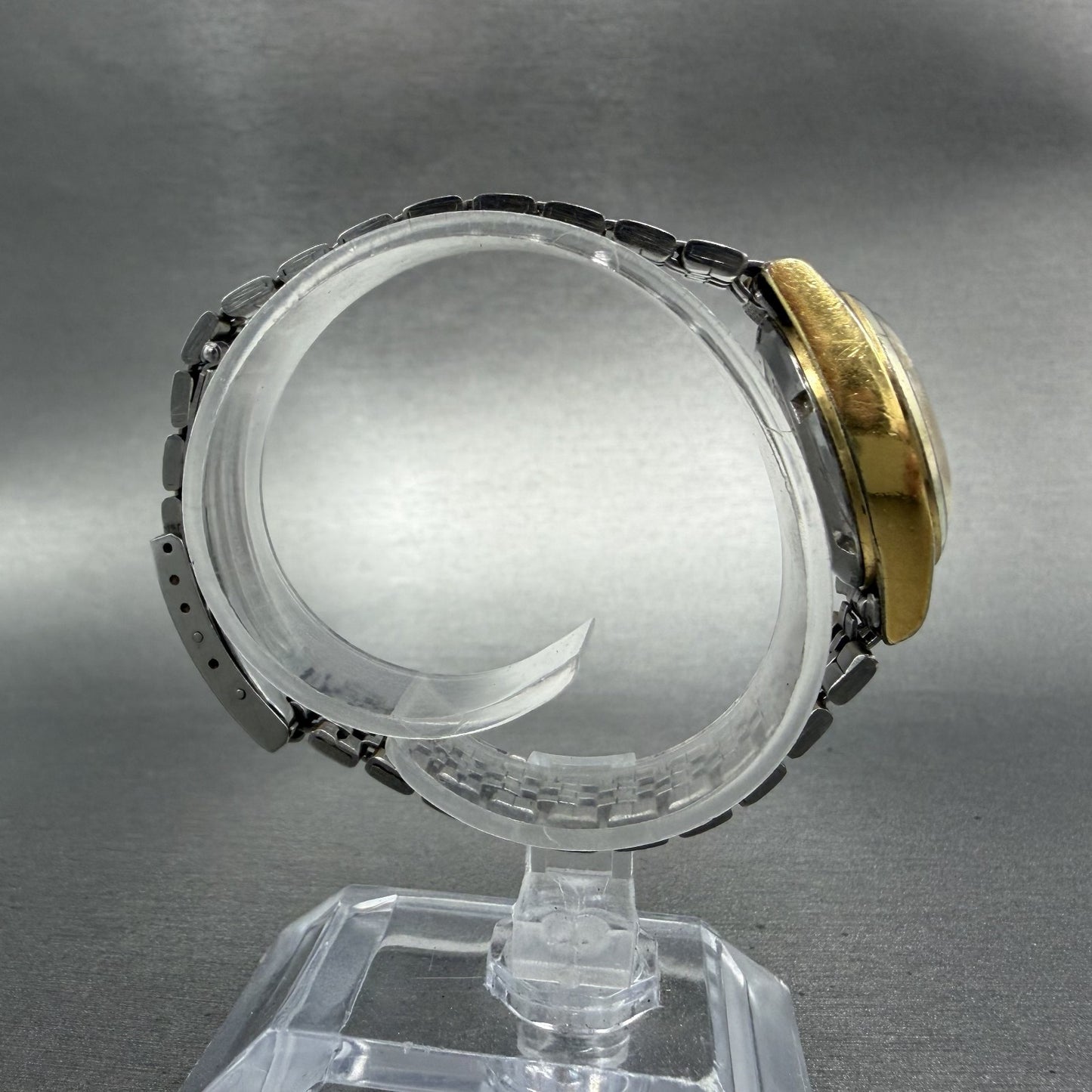 Seiko SQ Watch Women 25mm Champagne Dial Gold Tone Daydate 4326-0019 New Battery10
