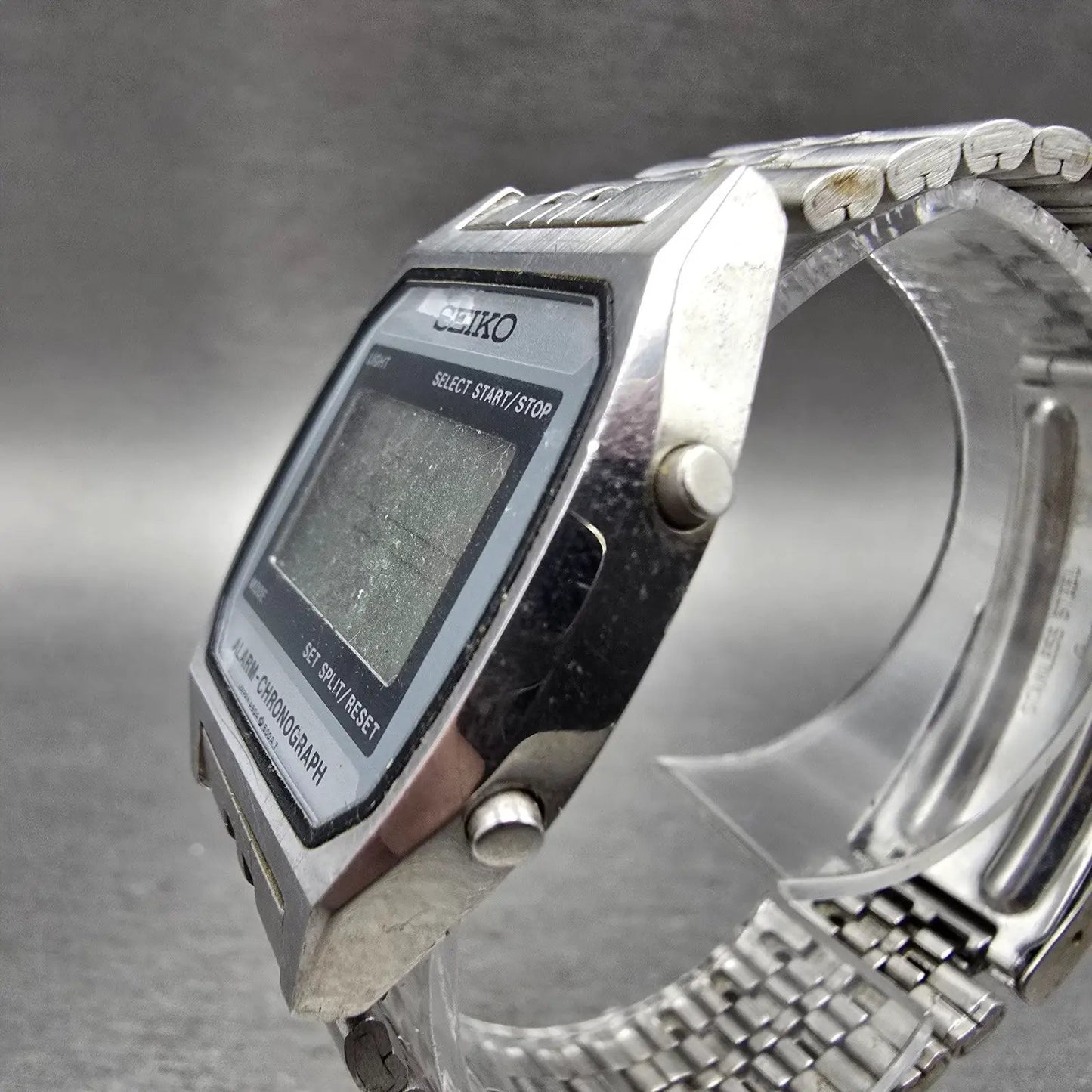 Seiko Watch Men 33mm Silver Digital Alarm Chronograph A904 PARTS Vintage3