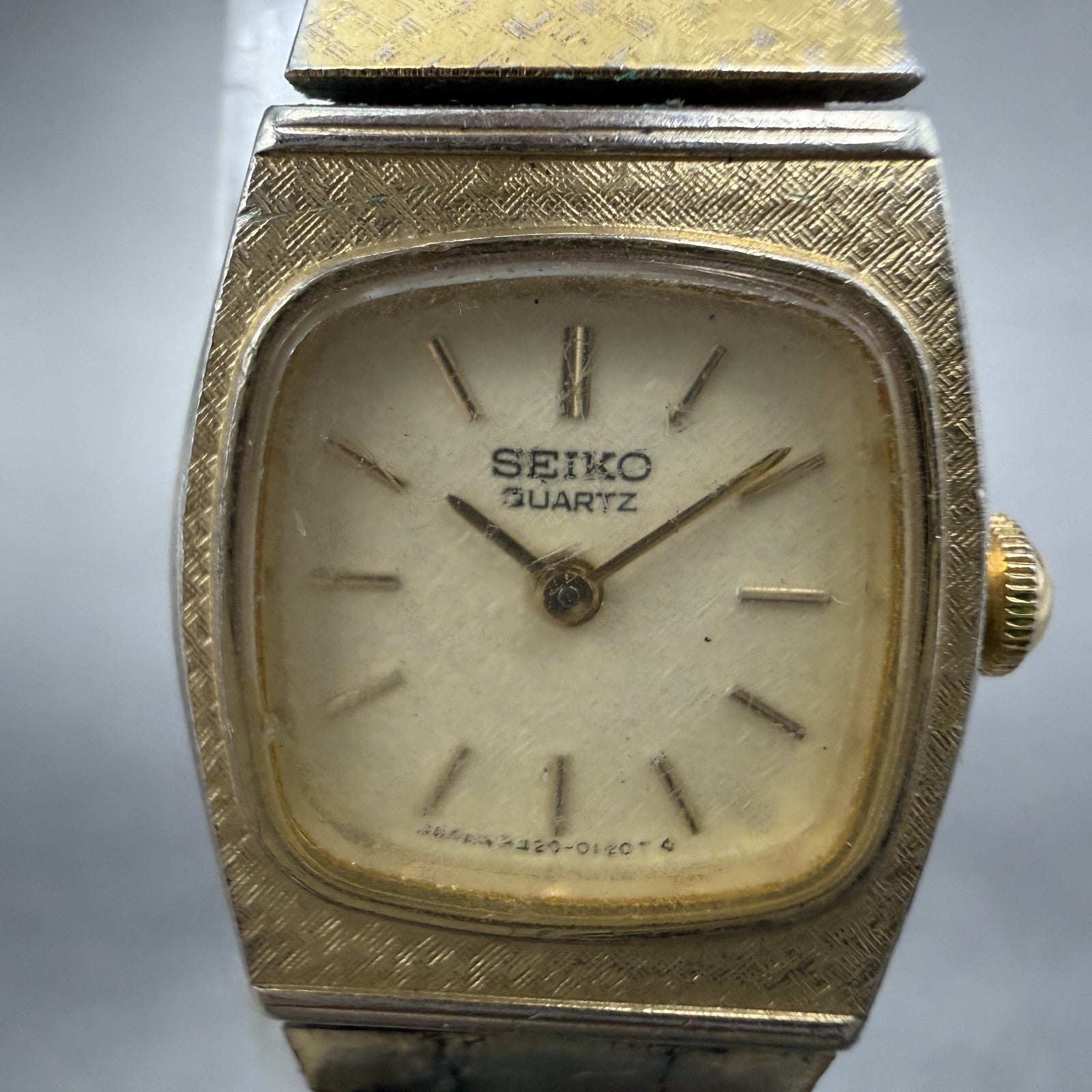 Seiko Watch Women 16mm Champagne Dial Gold Tone Hexagon 5420-5409 New Battery1