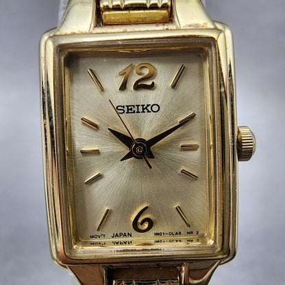 Seiko Tank Watch Women 16mm Champagne  Dial Gold Tone 1n010FH0 New Battery1