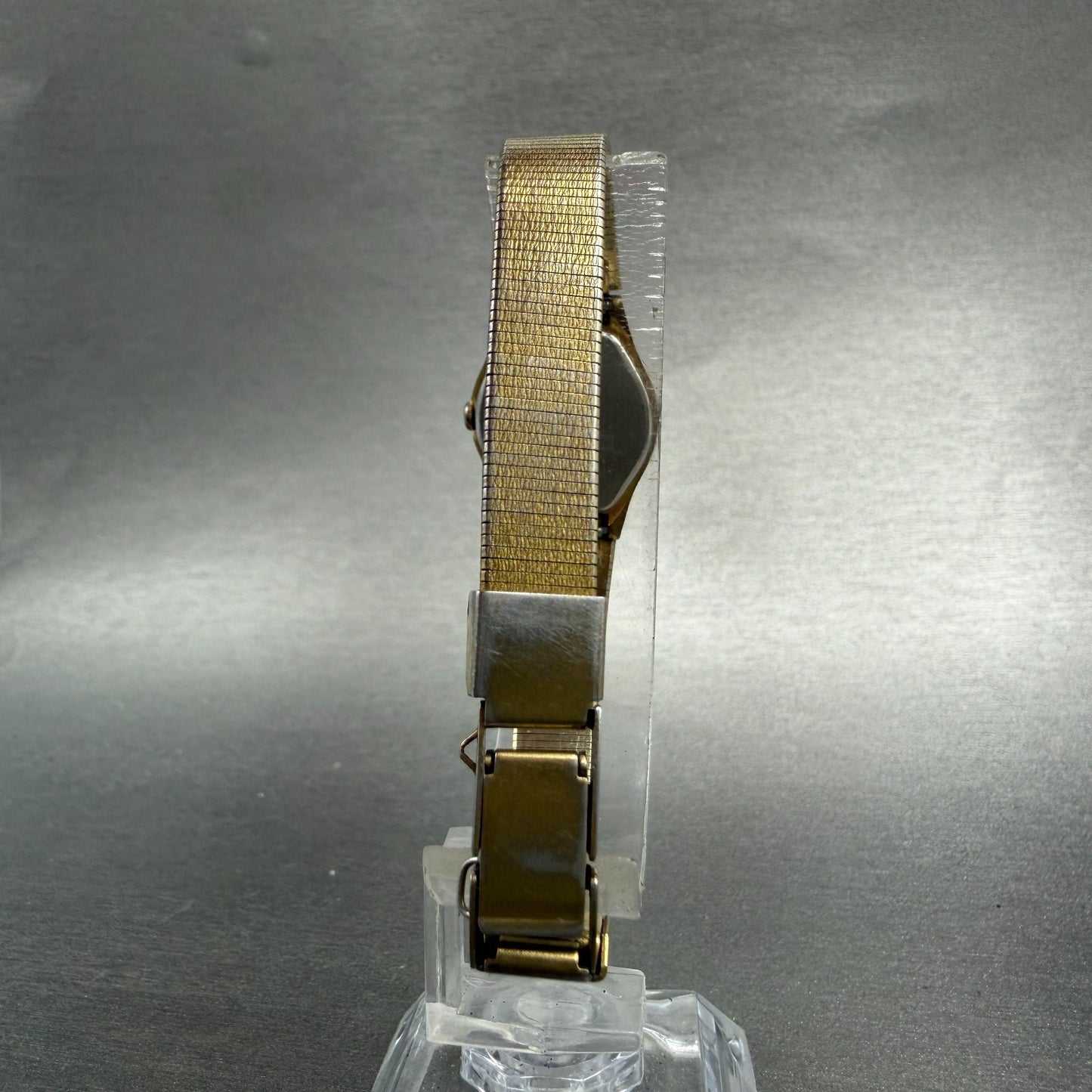 Seiko Watch Women 19mm Champagne Dial Gold Tone Round 4N00-0661 New Battery6