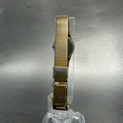 Seiko Watch Women 19mm Champagne Dial Gold Tone Round 4N00-0661 New Battery6