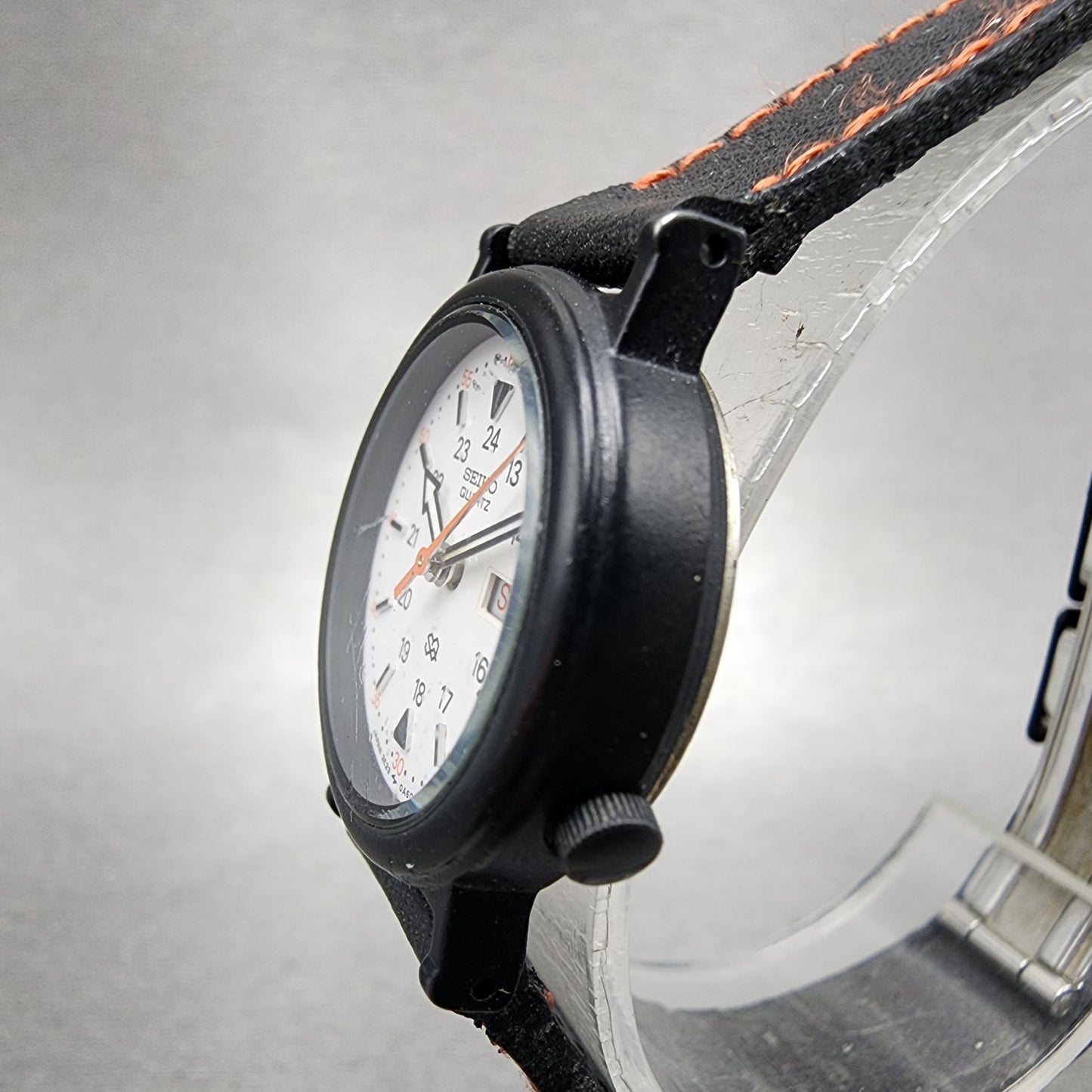 Seiko SQ Watch Women 24mm White Dial Black Tone Daydate Round 3E230A50 New Batt2