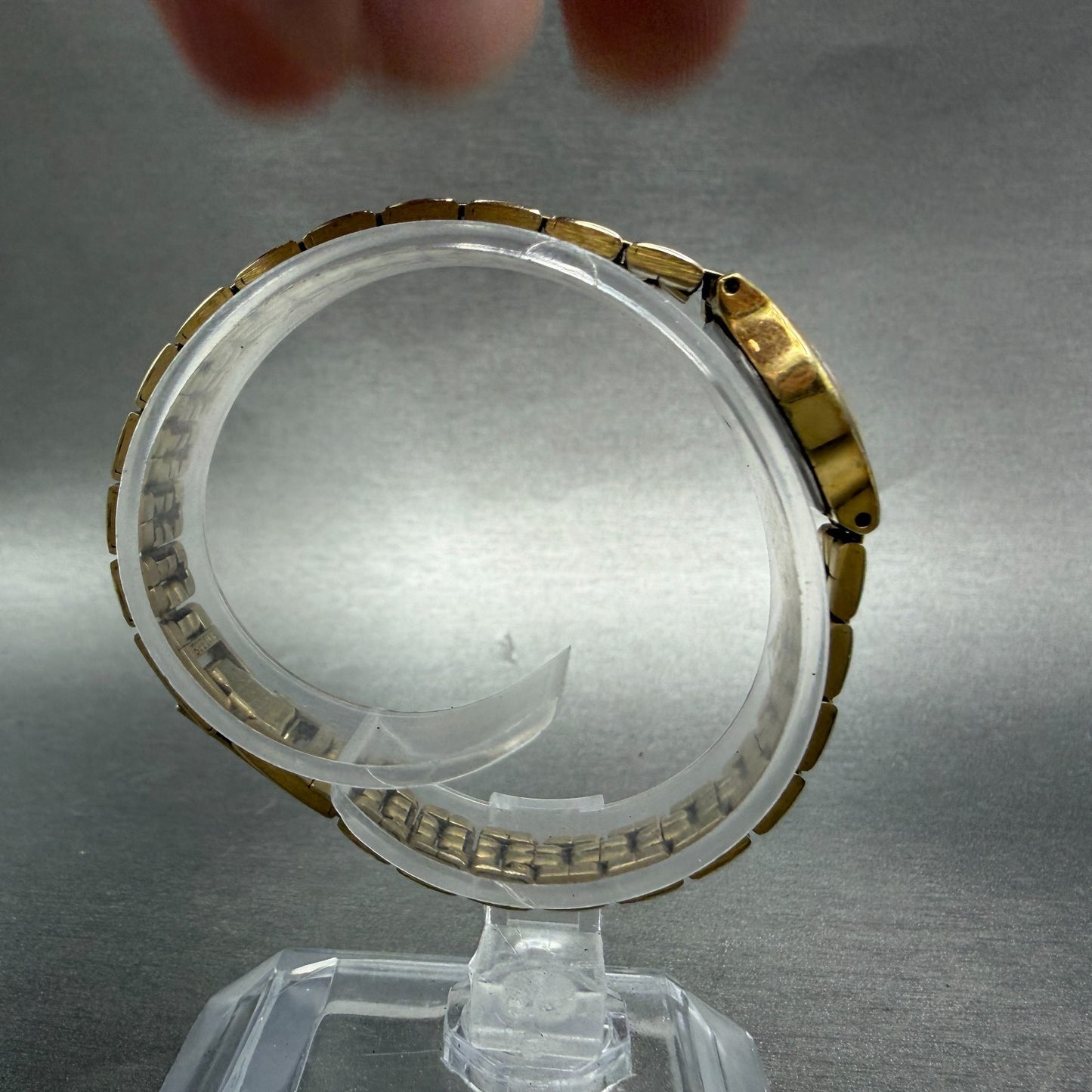 Seiko Watch Women 17mm Champagne DIla Gold Tone Oval 1F20-5B19 New Battery VTG8
