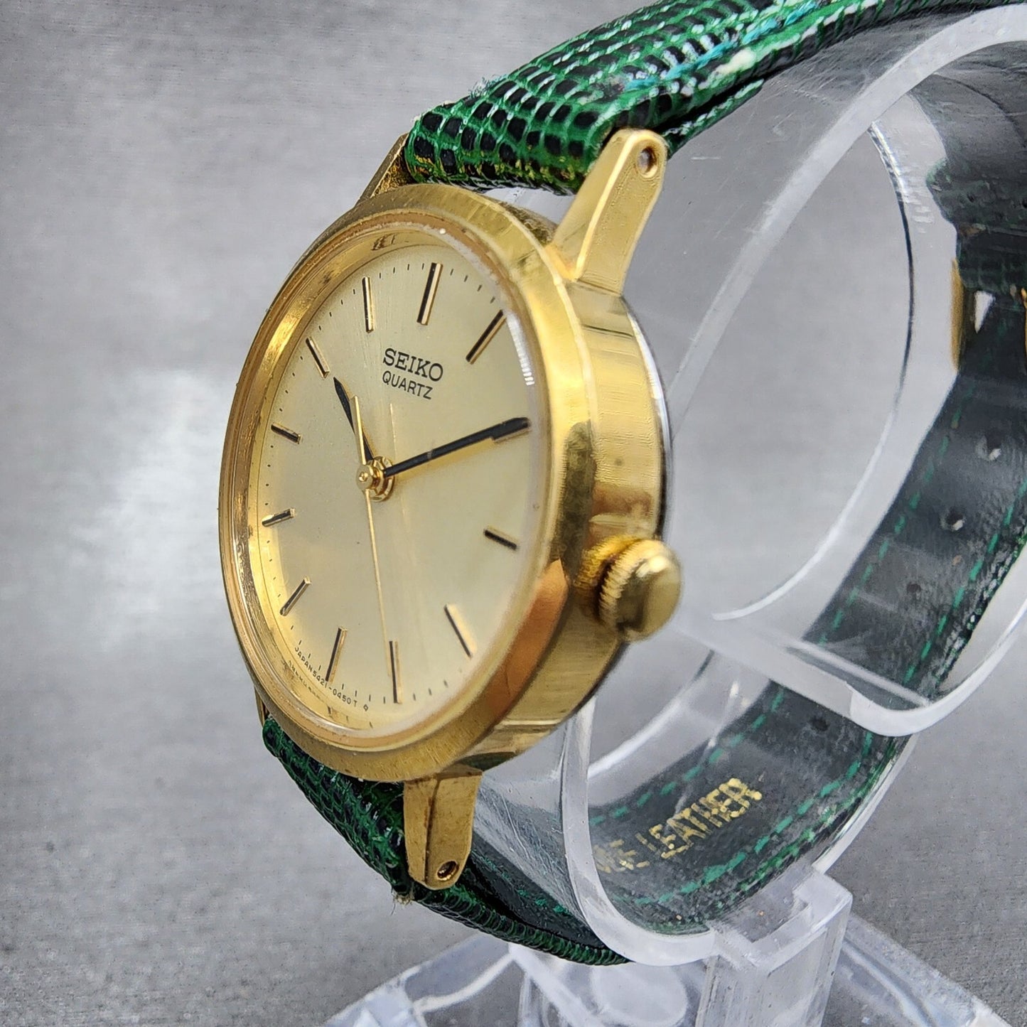 Seiko Watch Women 24mm Gold Dial Gold Tone Round 54210090 New Battery2