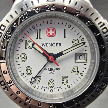 Wenger GMT Dive Watch Women 30mm White Dial Silver Tone 090.0651 New Battery1