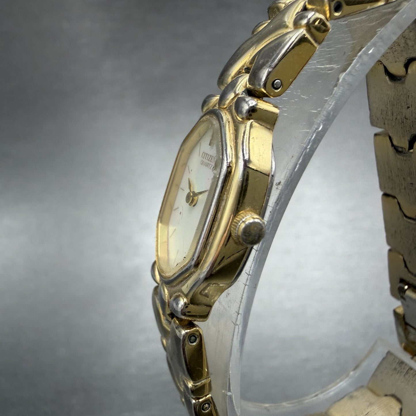 Citizen Watch Women 17mm MOP Dial Gold Tone Hexagon 3220-326130 New Battery2