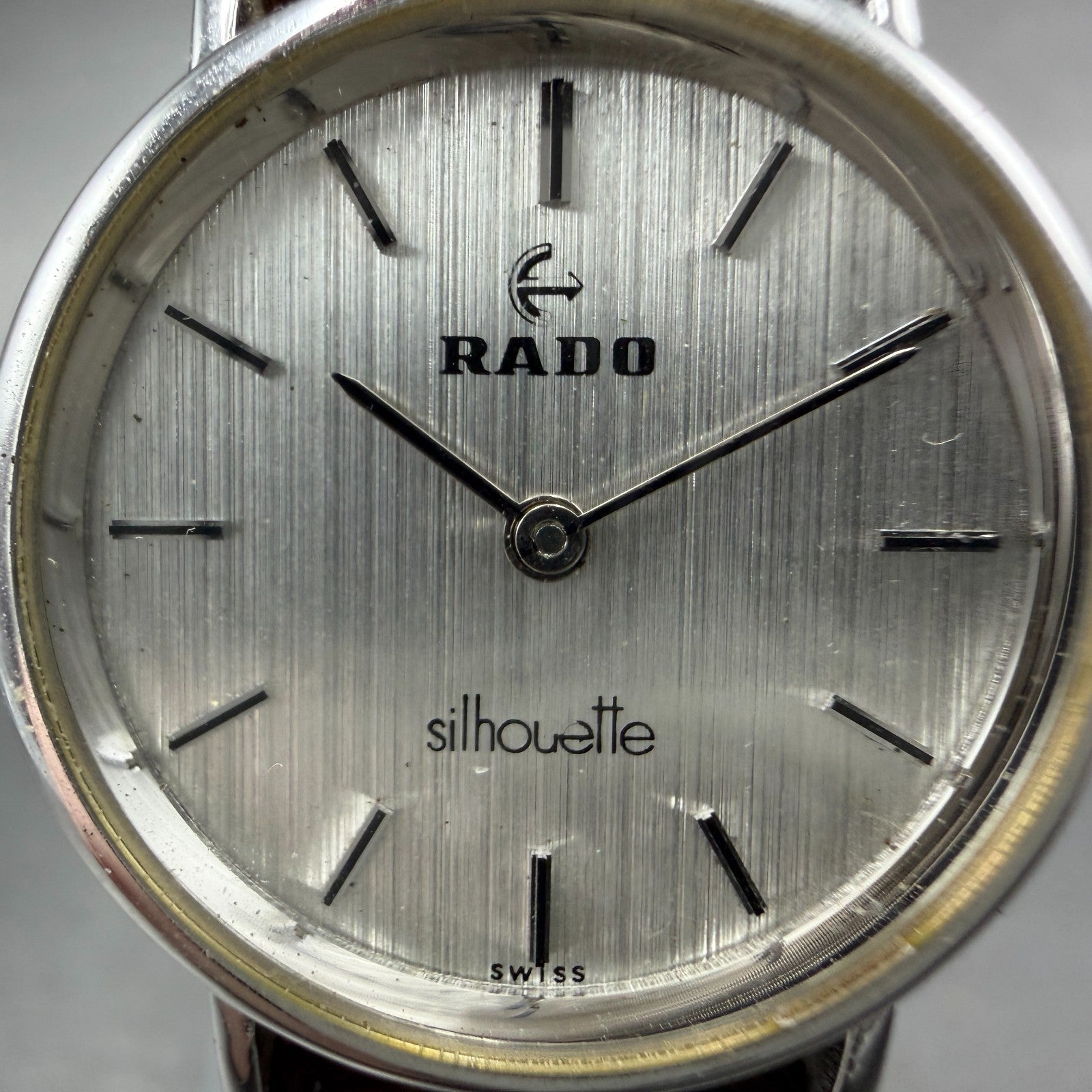 Rado Silhouette Watch Women 23mm Silver Dial Steel Manual Wind Runs Vintage1