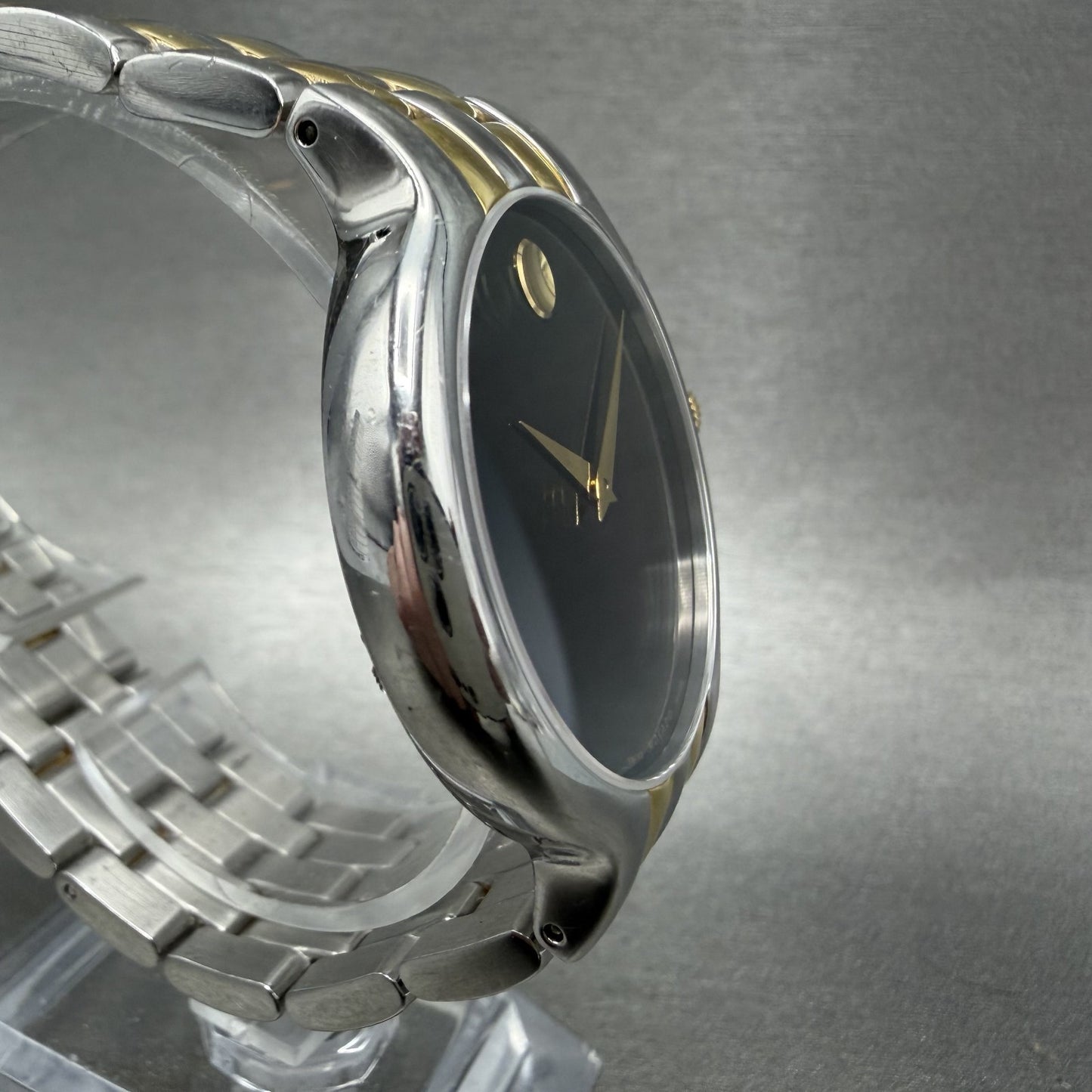 Movado Veturi Watch Men 38mm Black Dial Two Tone Round 0606932 New Battery3