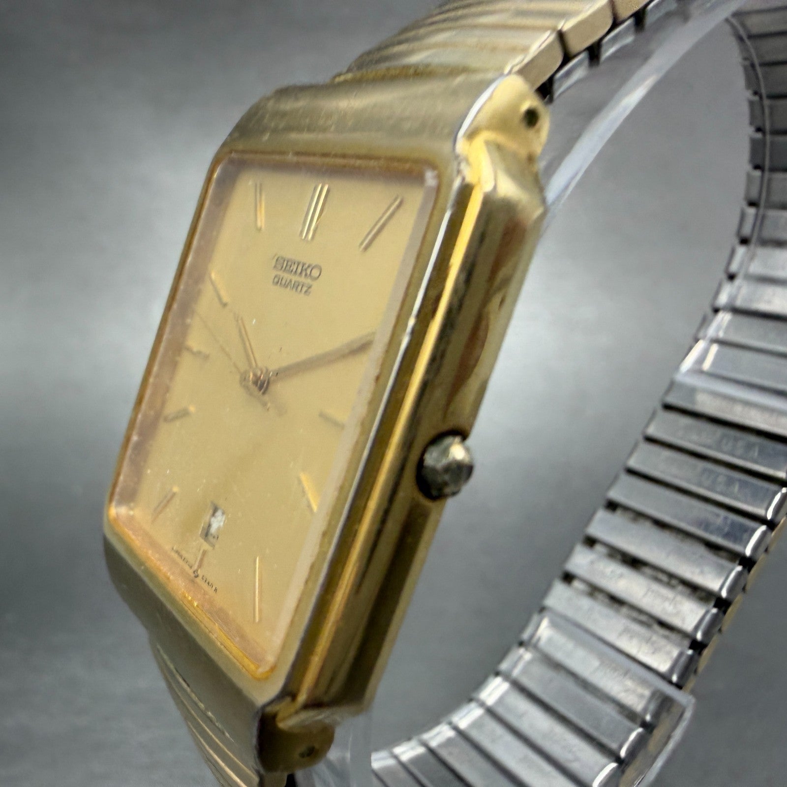 Seiko Tank Watch Men 26mm Champagne Dial Gold Tone Date Rectangle 5Y32-5129 PART3
