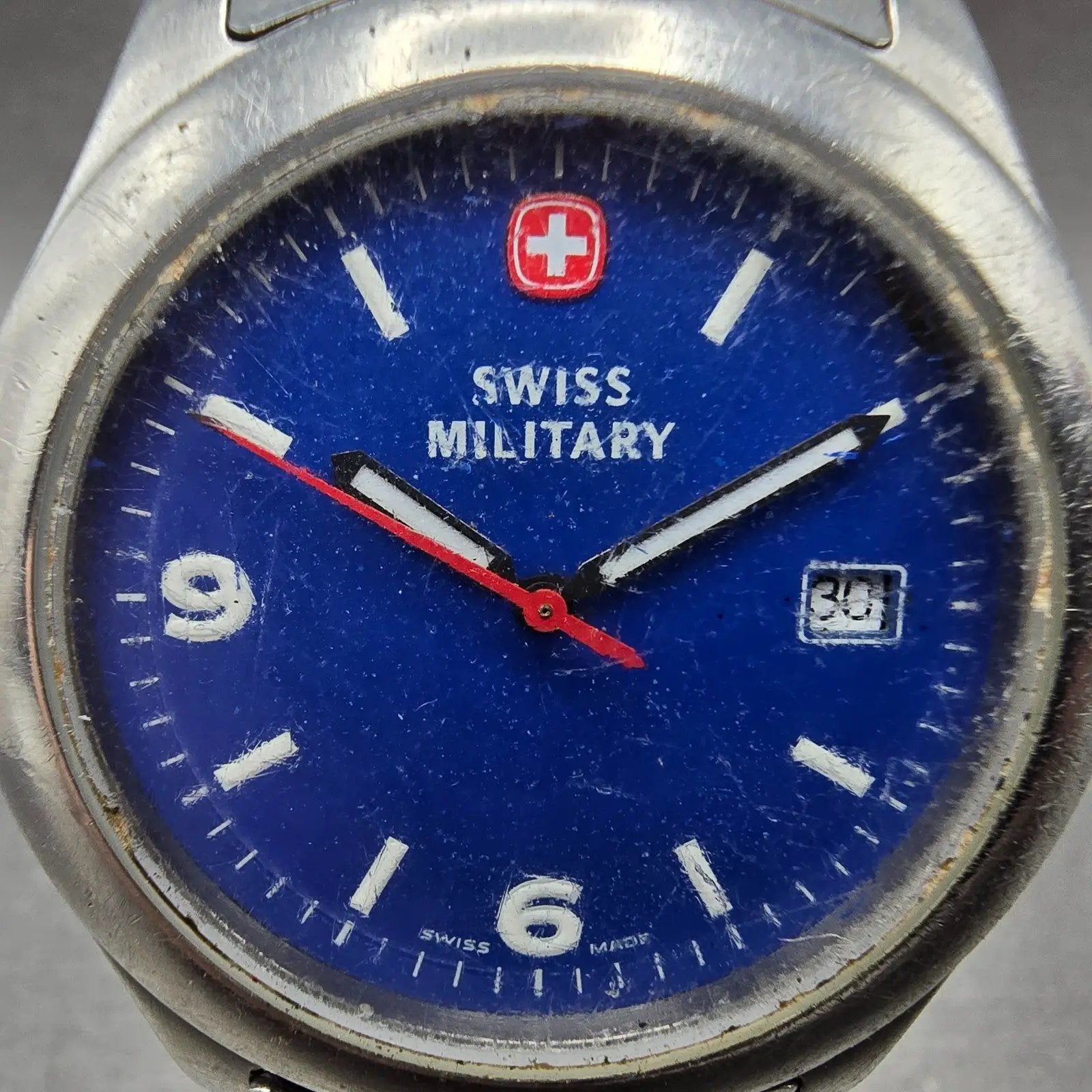 Wenger Swiss Military Watch Men 39mm Blue Dial Silver Tone Date 095.1535 New Bat1