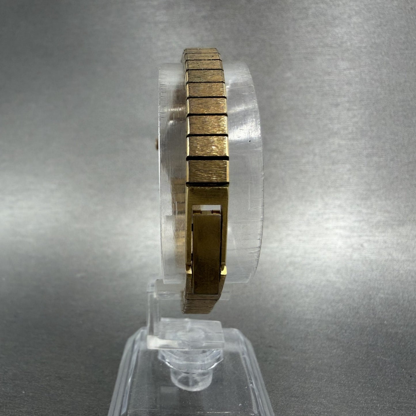 Hamilton Watch Women 16mm White Dial Gold Tone Oval New Battery Vintage7