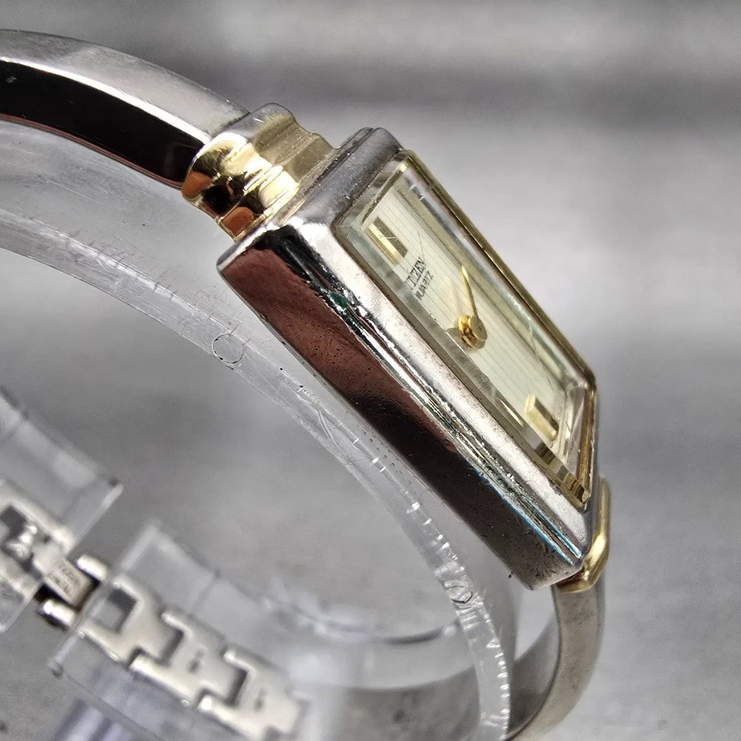 Citizen Watch Women 15mm Champagne Dial Two Tone Rectangle 5421-K15044 New Batt3