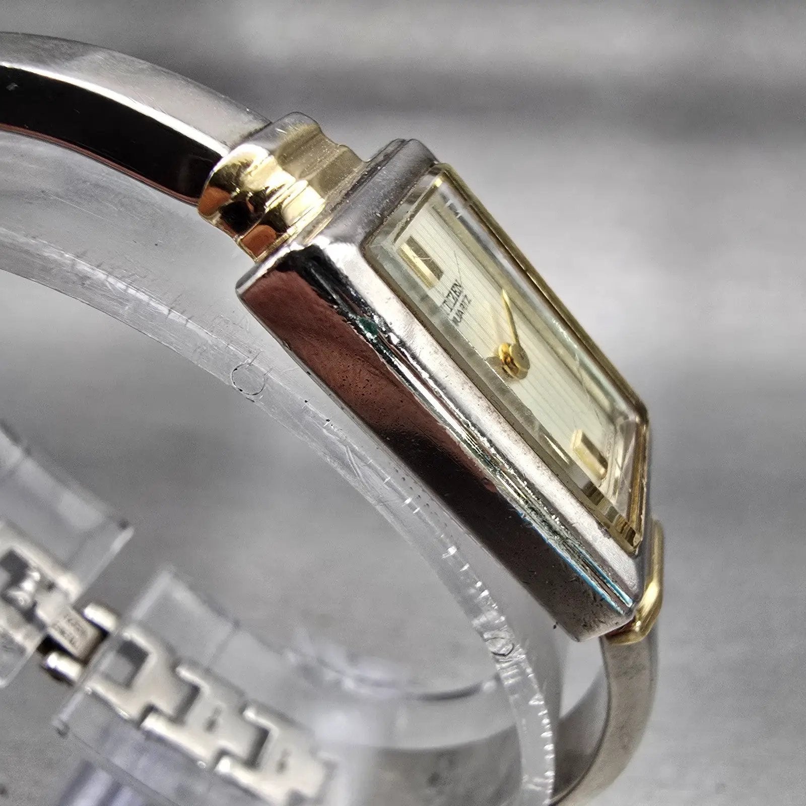 Citizen Watch Women 15mm Champagne Dial Two Tone Rectangle 5421-K15044 New Batt3