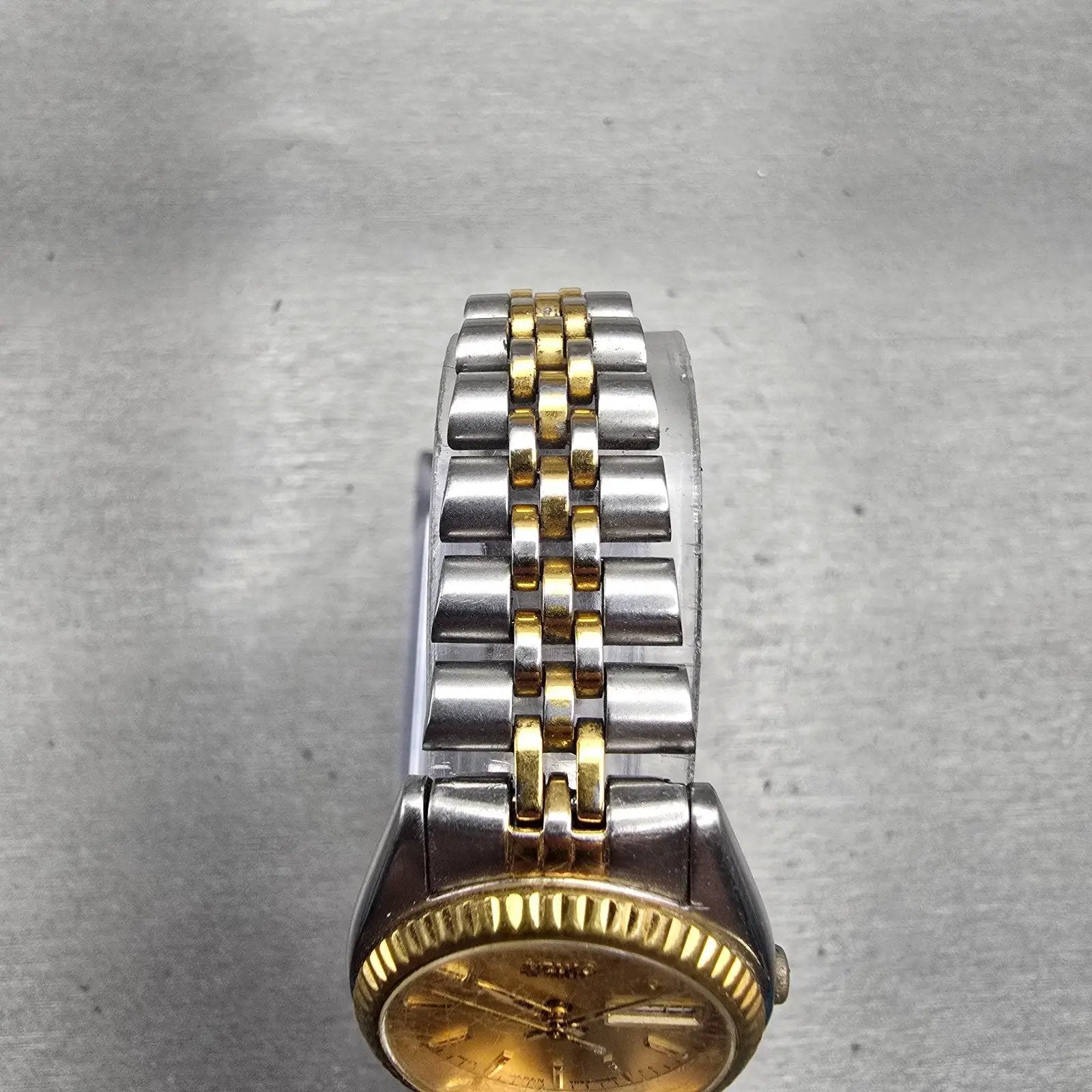 Seiko Watch Women 24mm Gold Dial Two Tone Daydate Round 7N83-0041 New Battery4