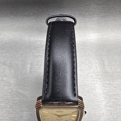 Seiko Dolce Watch Men 29mm Champagne Dial Gold Tone Rectangle 5931-5430 New Batt4