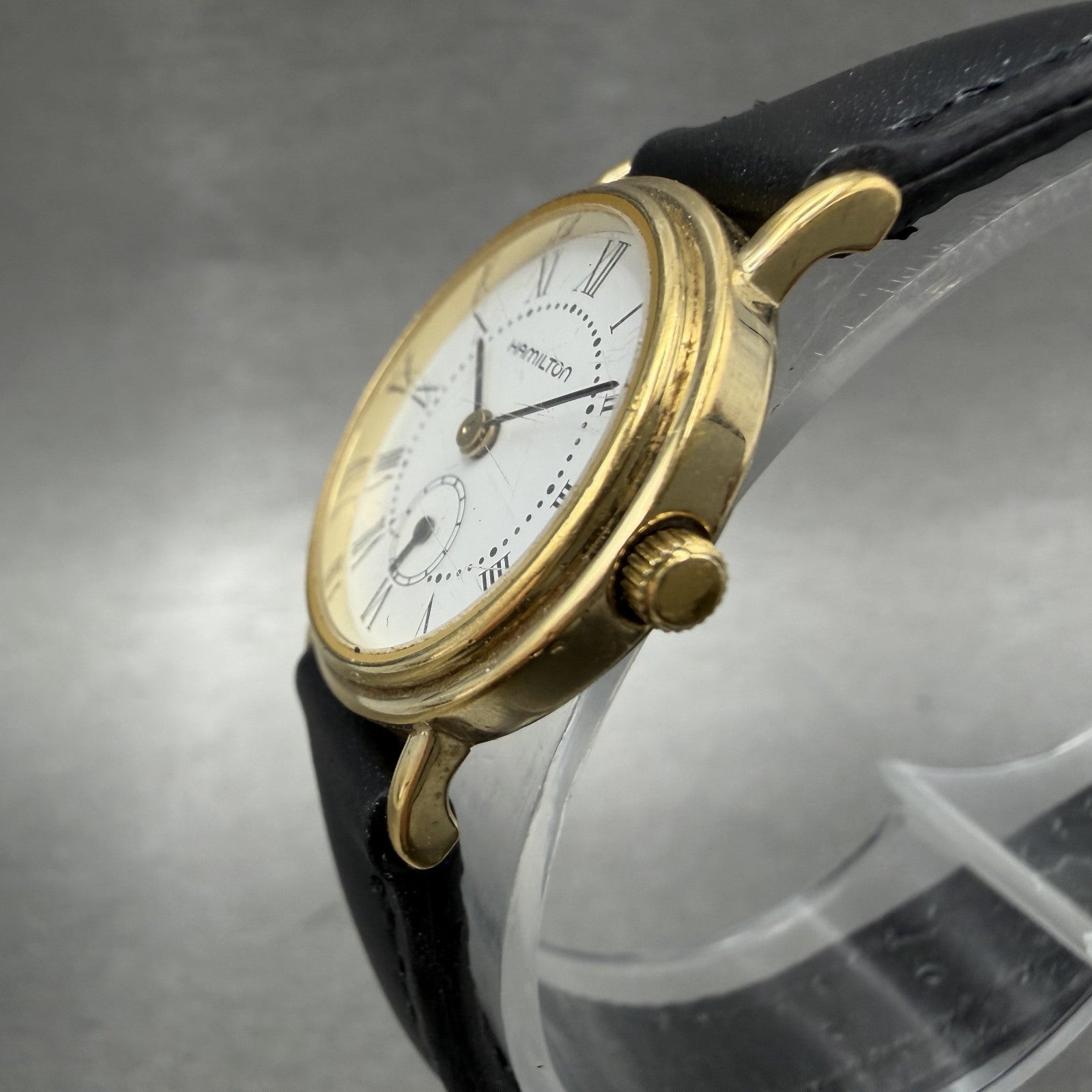 Hamilton Watch Women 23mm White Dial Gold Tone Round 6208 New Battery2