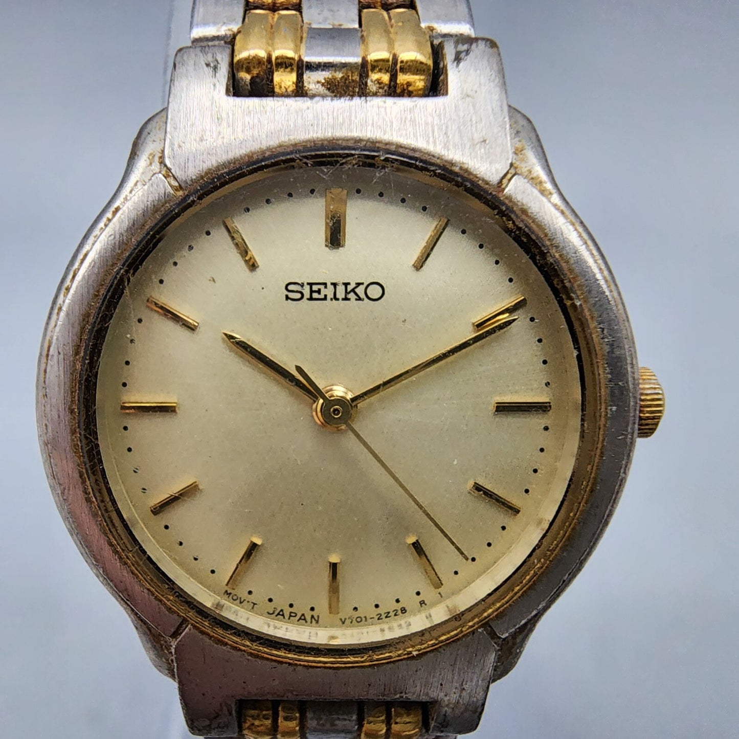 VTG Seiko Watch Women 24mm Champagne Dial Two Tone Round V701-2B90 New Battery
