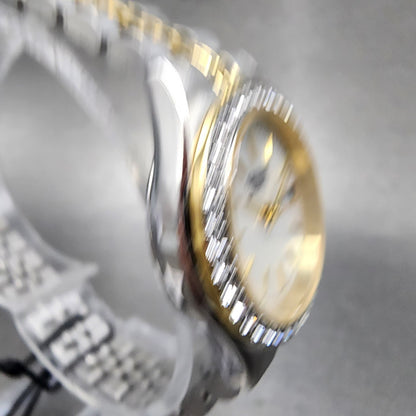 Citizen Watch Women 25mm MOP Dial Two Tone Daydate EQ053450D New Battery3