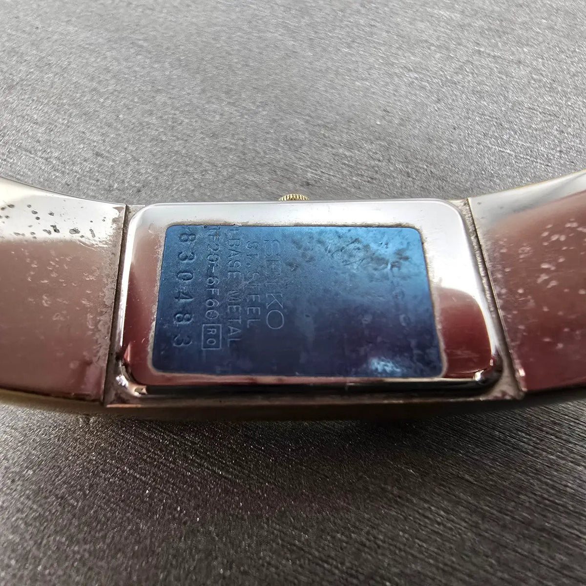 Seiko  Watch Women 15mm White Dial Two Tone Rectangle Bangle 1f20-6f60 New Batt10