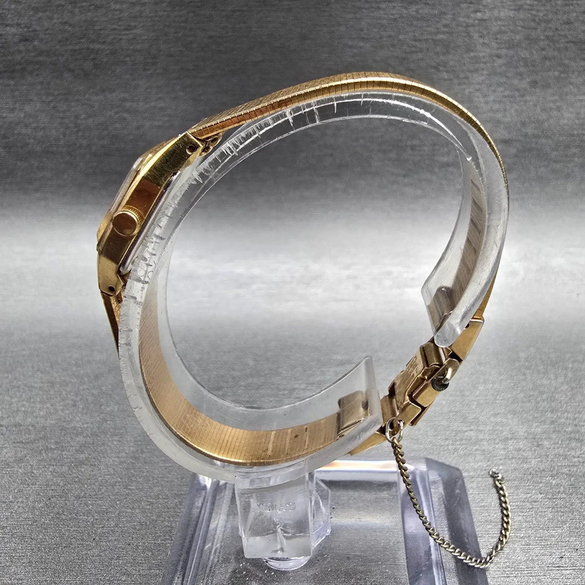 Seiko Watch Women 17mm Brown Dial Gold Tone Rectangle 2C20-5789 New Battery JP346