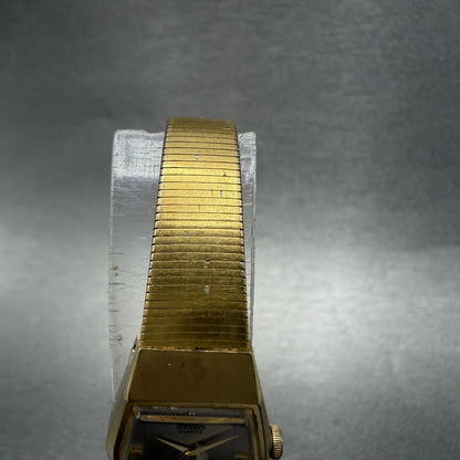 Seiko Watch Women 17mm Silver Dial Gold Tone Hexagon 2C205790 New Battery4