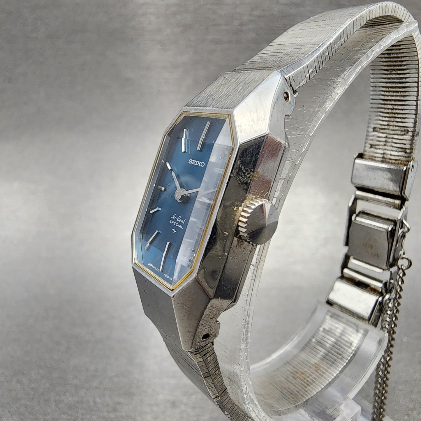Seiko Special Watch Women 18mm Blue Dial Silver Tone Manual 11207030 Runs2