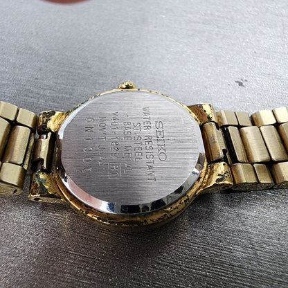 Seiko Watch Women 21mm Champagne Dial Gold Tone Round V4011829 New Battery9