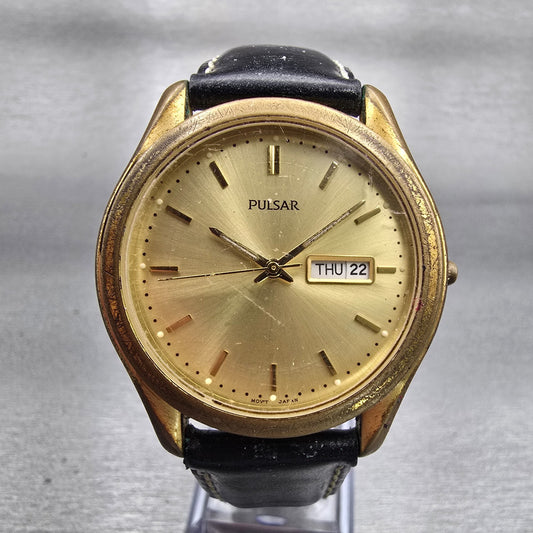 Seiko Pulsar Watch Men 37mm Gold Dial Gold Tone Daydate Round V733-X061 New Batt0