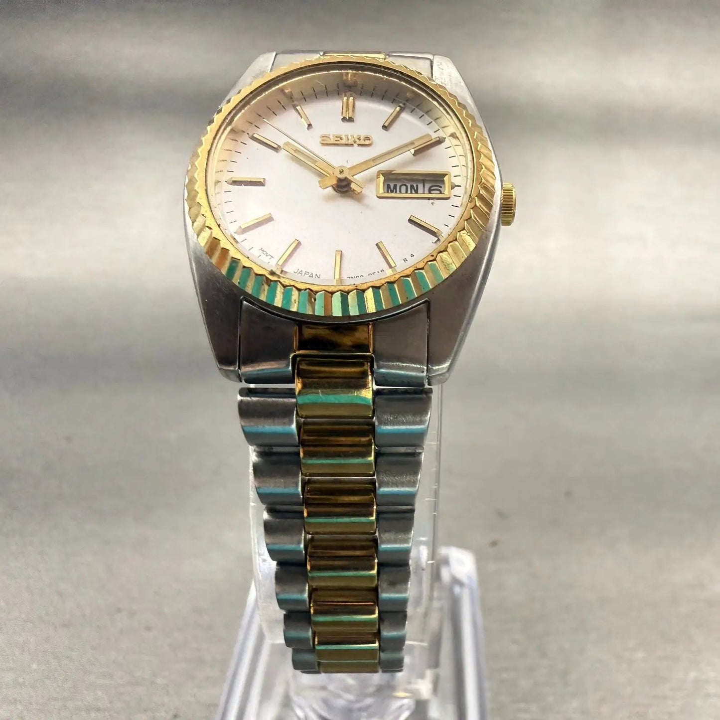 Seiko Watch Women 24mm Silver Dial Two Tone Daydate Round 7N83-0041 New Batt5