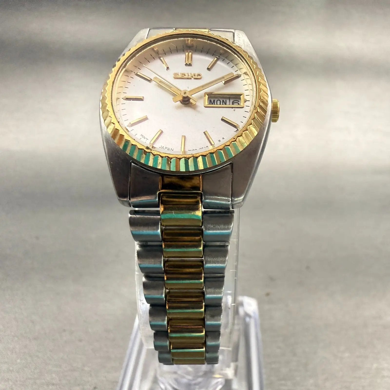 Seiko Watch Women 24mm Silver Dial Two Tone Daydate Round 7N83-0041 New Batt5