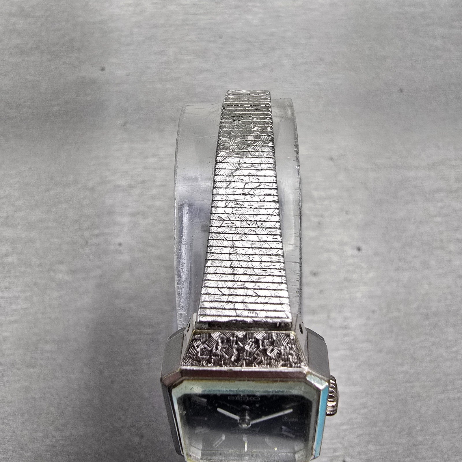 Seiko Special Watch Women 18mm Blue Dial Silver Tone Rectangle 1140-3170 Works4