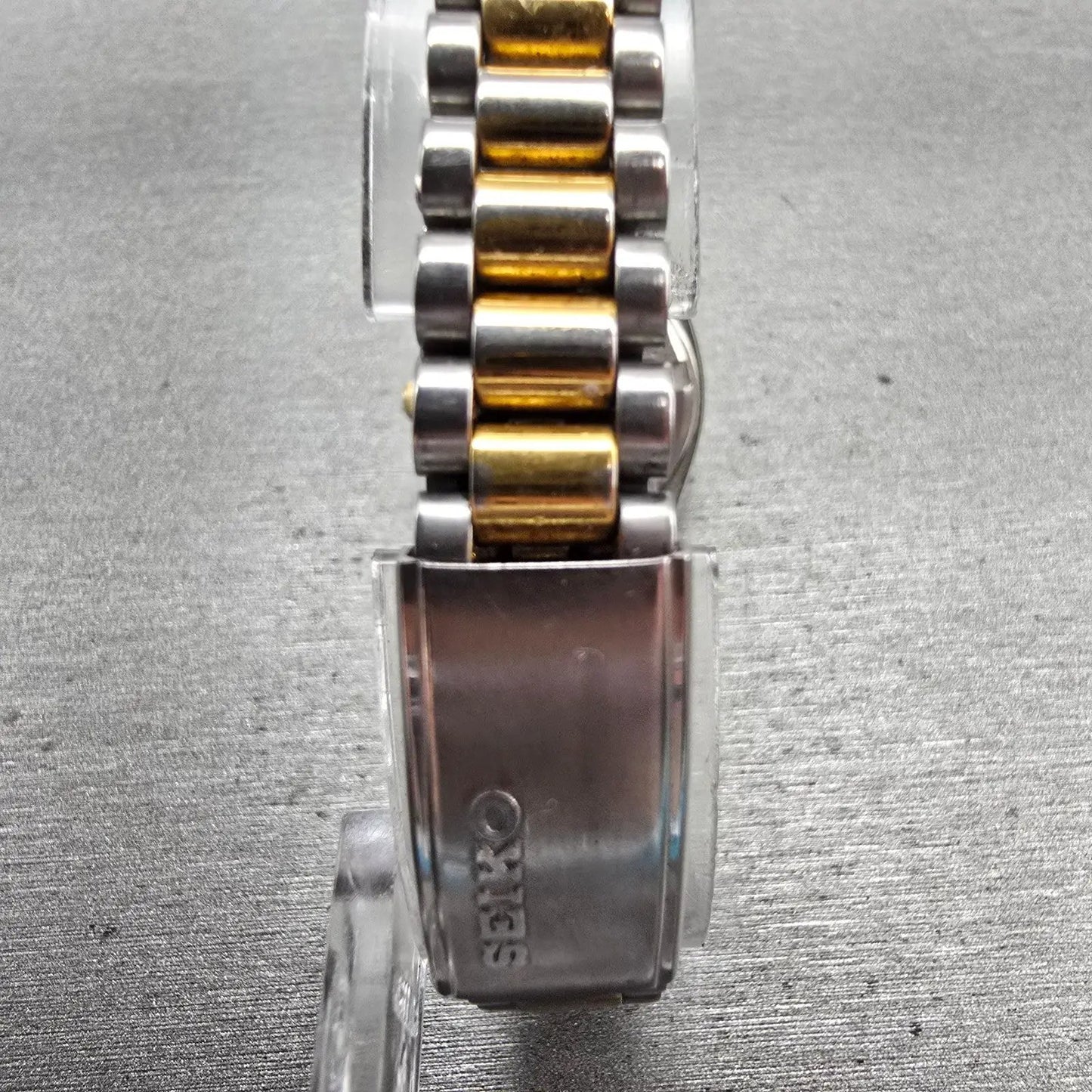 Seiko Watch Women 24mm Gold Dial Two Tone Daydate Round 7N83-0041 New Battery7