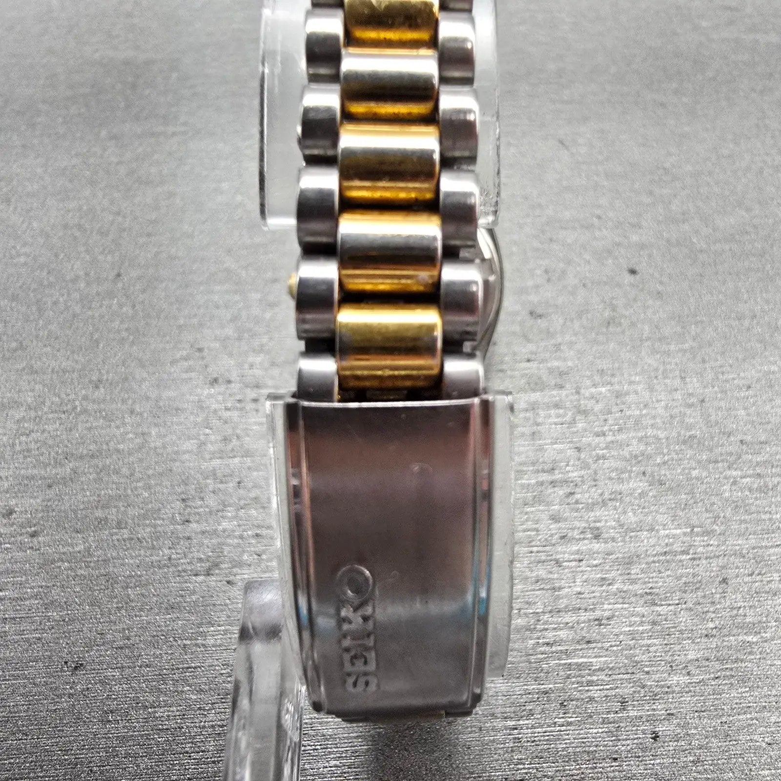 Seiko Watch Women 24mm Gold Dial Two Tone Daydate Round 7N83-0041 New Battery7