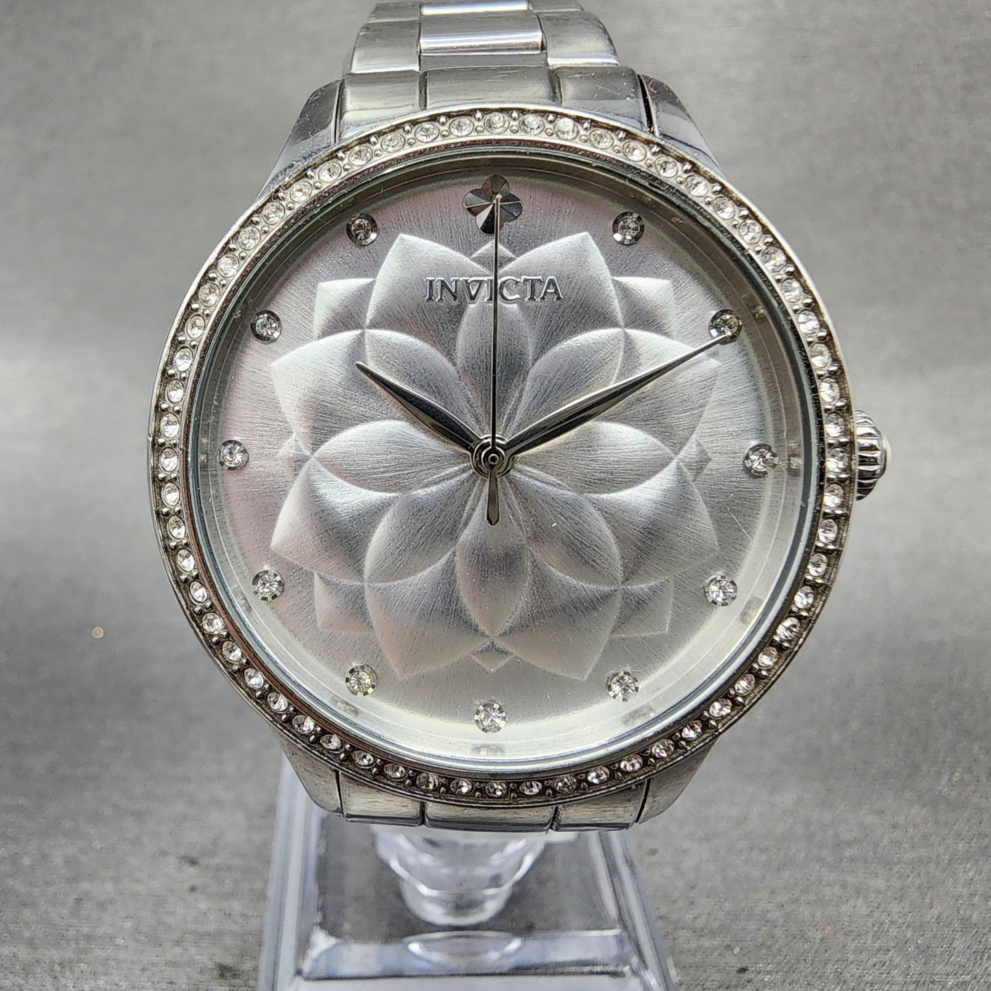 Invicta Wildflower Watch Women 35mm Silver Dial Silver Tone Round New Battery0