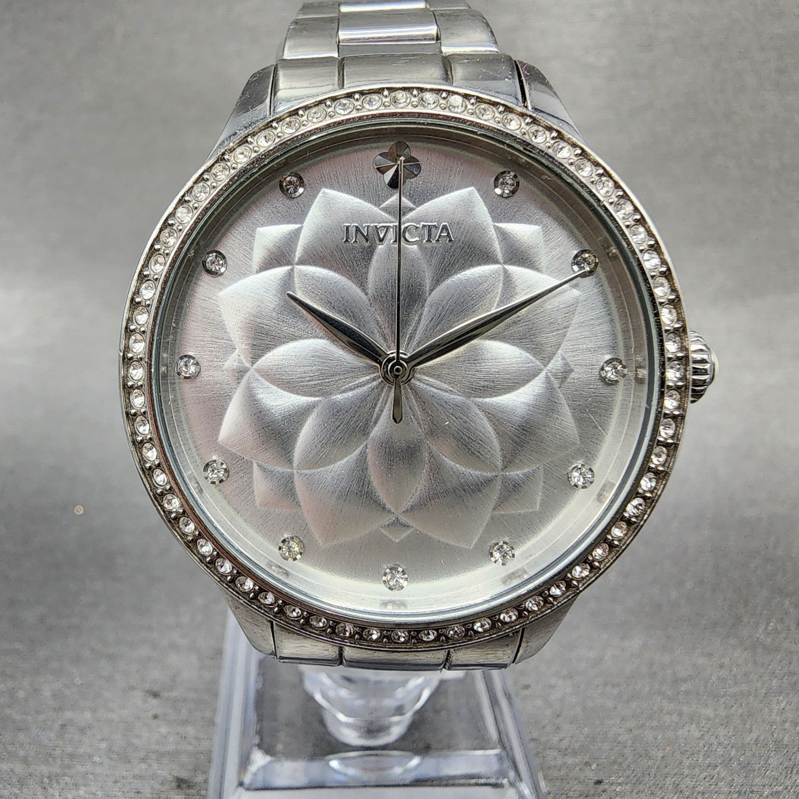 Invicta Wildflower Watch Women 35mm Silver Dial Silver Tone Round New Battery0