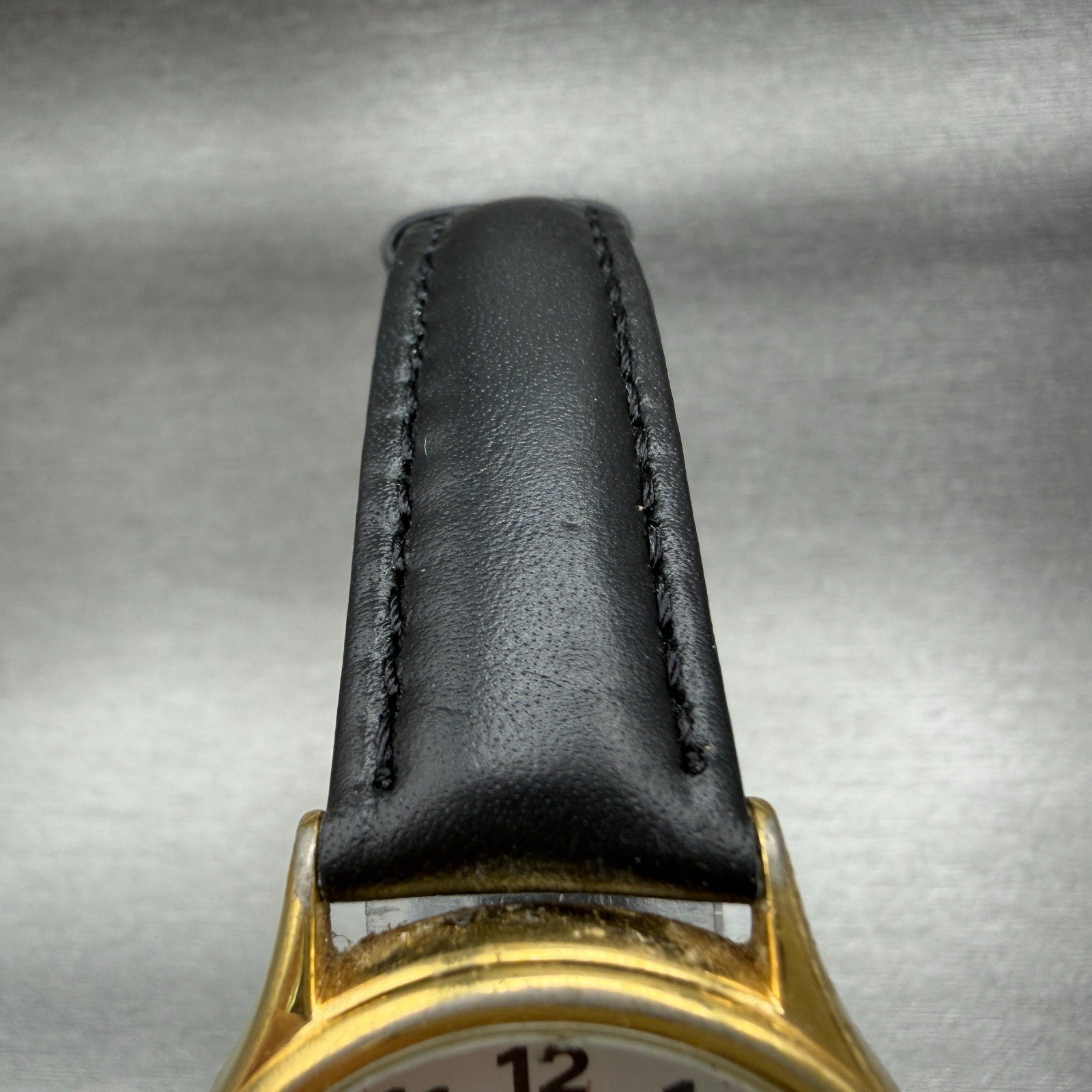 Seiko Alba Watch Unisex 31mm Silver Dial Gold Tone Round V8111880 New Battery4