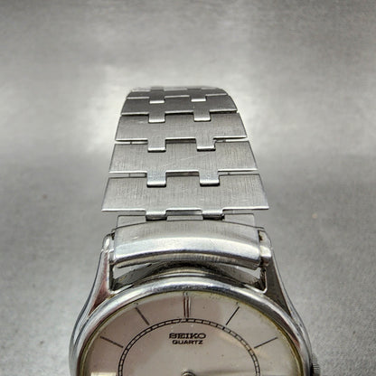 Seiko Watch Men 32mm Silver Dial Silver Tone Round 8620-0019 PARTS