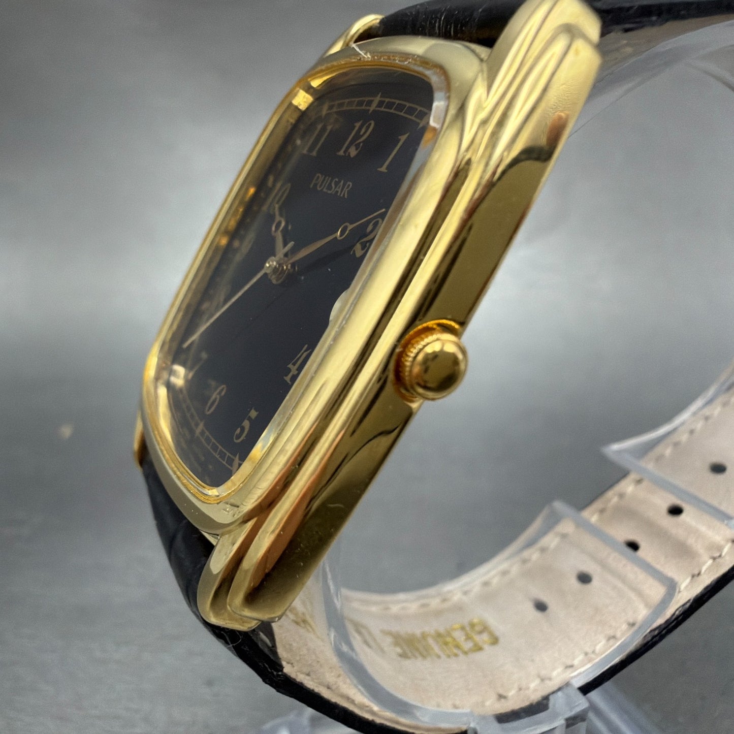 Pulsar Tank Watch Men 31mm Black Dial Gold Tone Date  SAMPLE PARTS3
