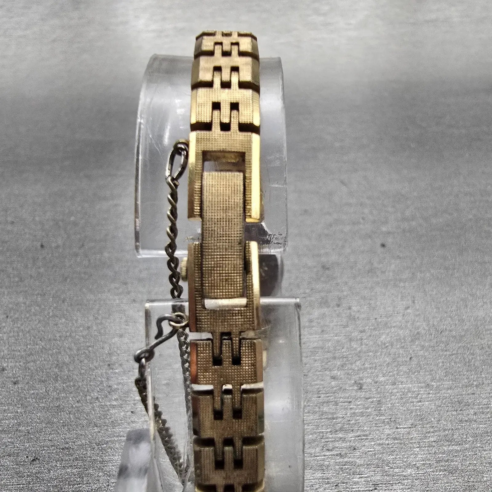 Seiko Watch Women 17mm Gold Dial Gold Tone Round 11-0639 Manual Wind Works VTG7