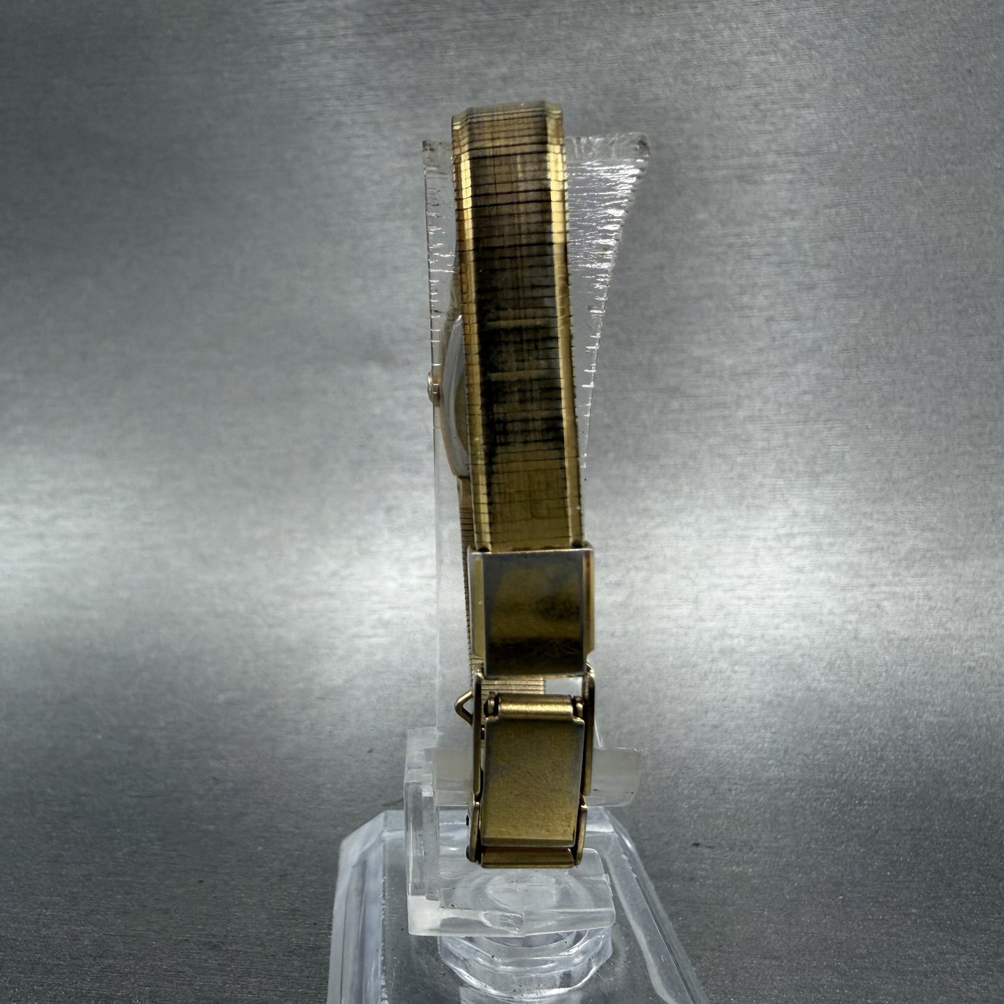 Seiko Tank Watch Women 13mm Champagne Dial Gold Tone Rectangle 2e205139 NewBatt7