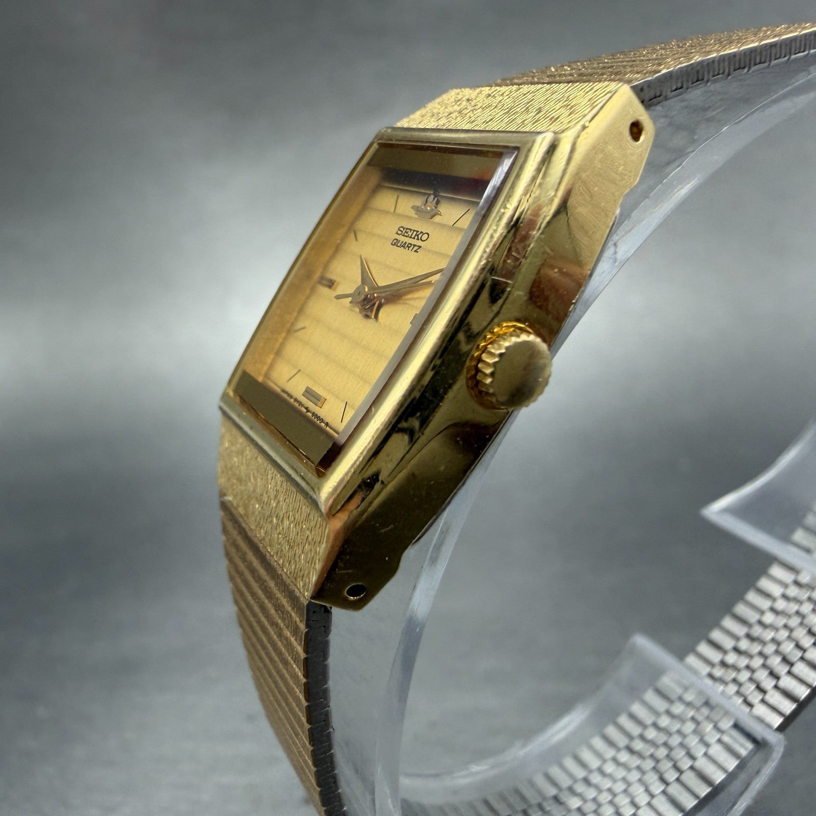 Seiko Watch Women 19mm Champagne Dial Gold Tone Rectangle 8y21-5000 New Battery72