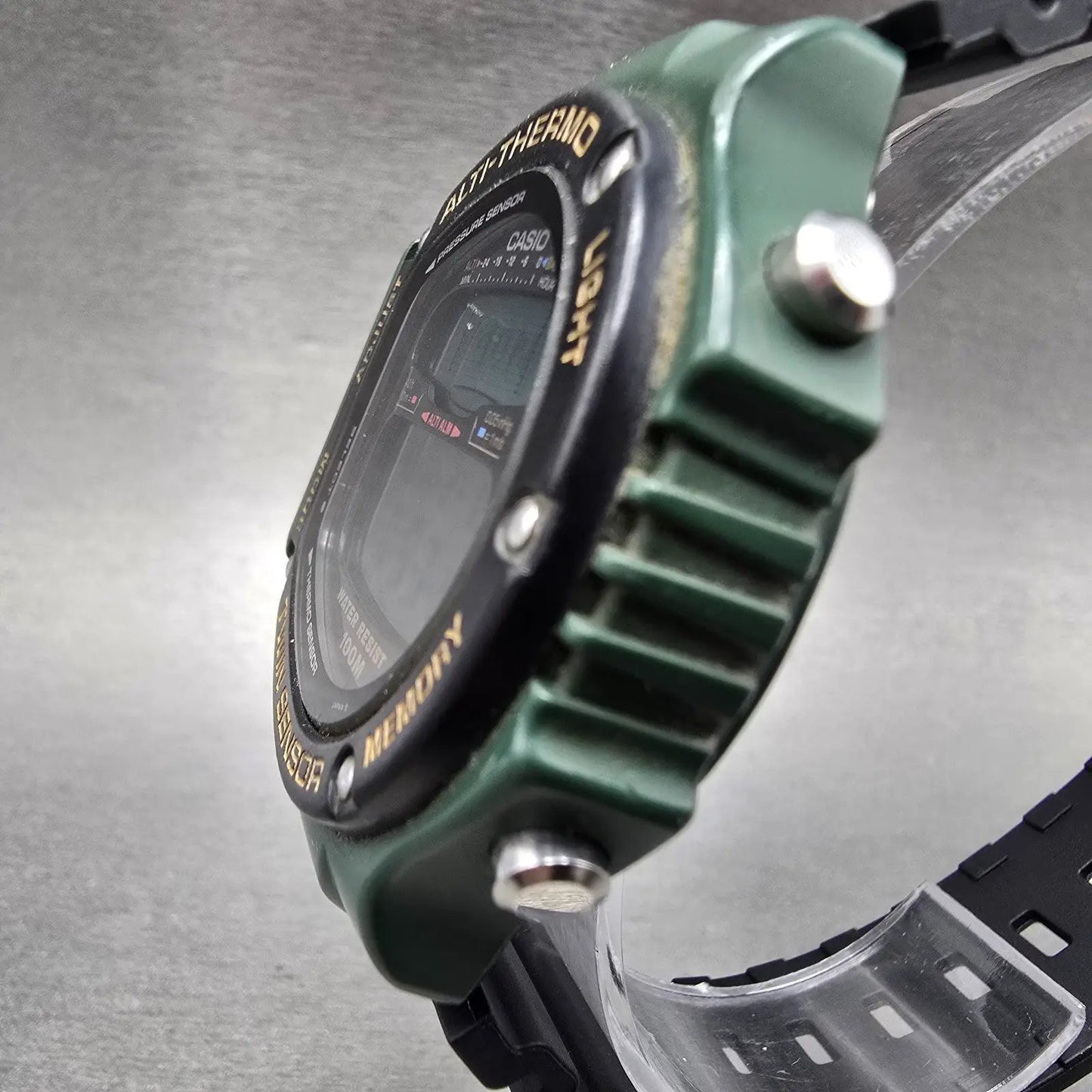 Casio ALT-6000 Twin Senor Watch Men 49mm Green Black Digital New Batt2