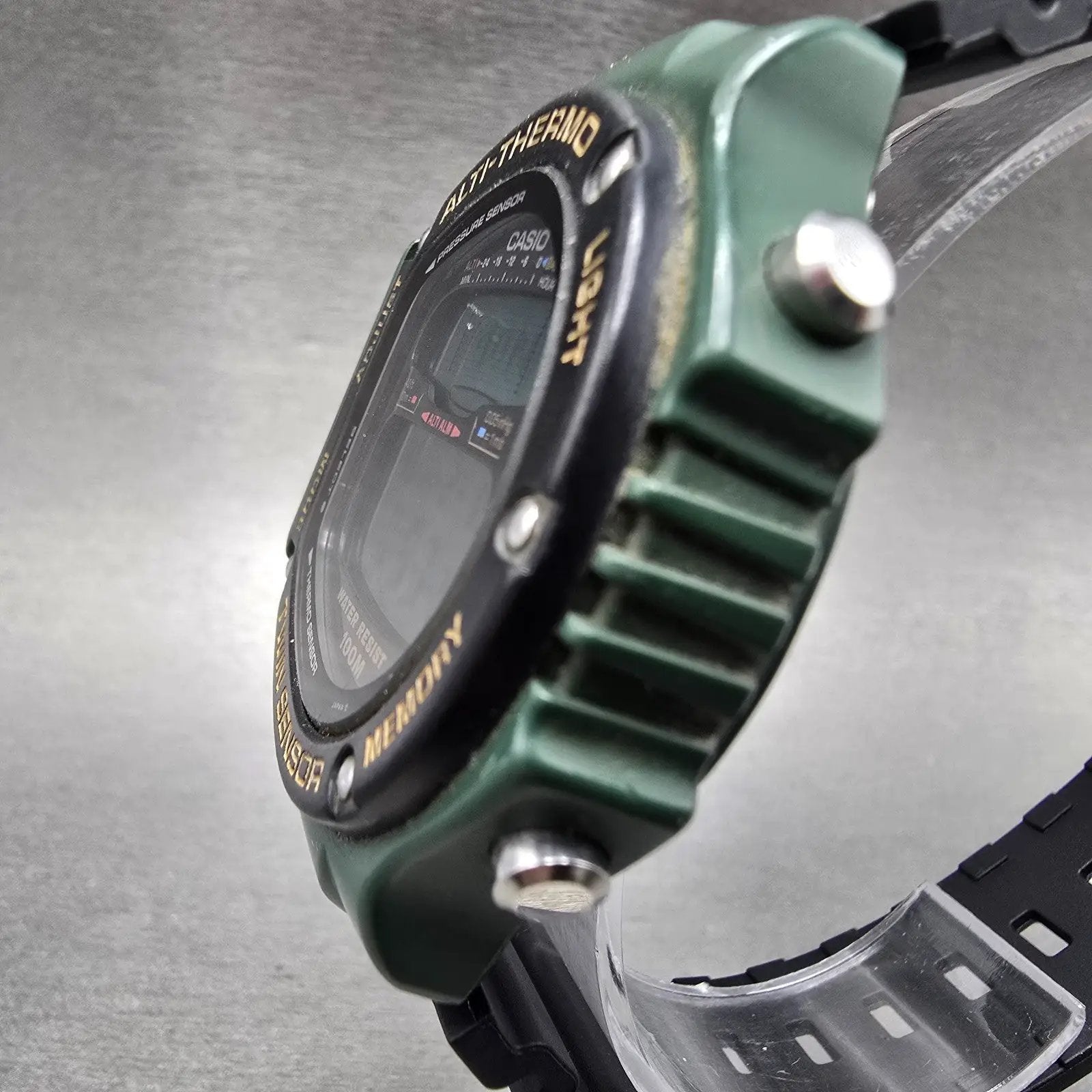 Casio ALT-6000 Twin Senor Watch Men 49mm Green Black Digital New Batt2