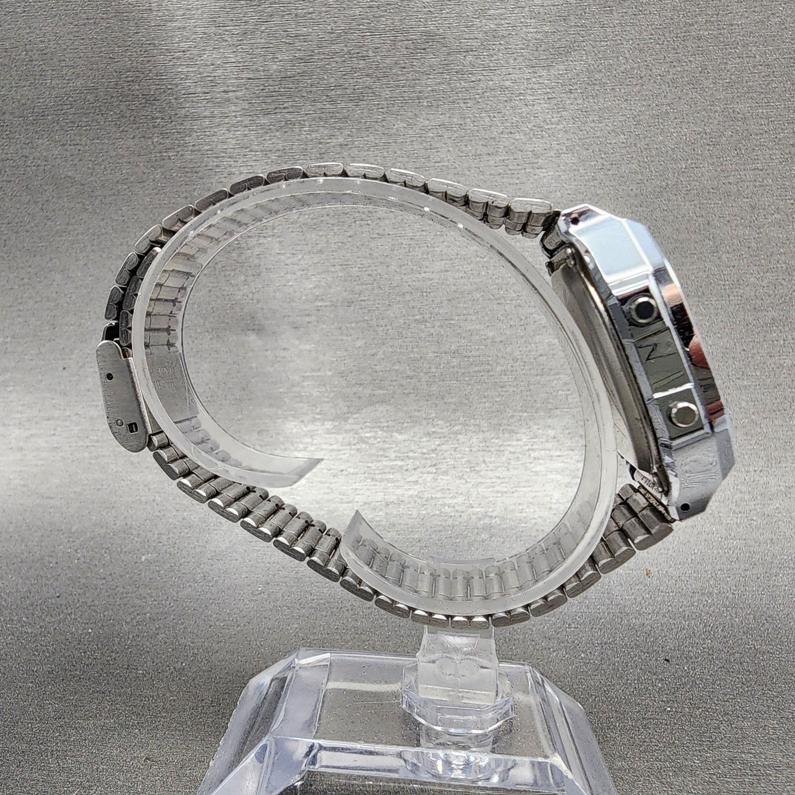 Casio A168 Illuminator Watch Men 36mm Digital Silver Tone Alarm Chrono New Batt8