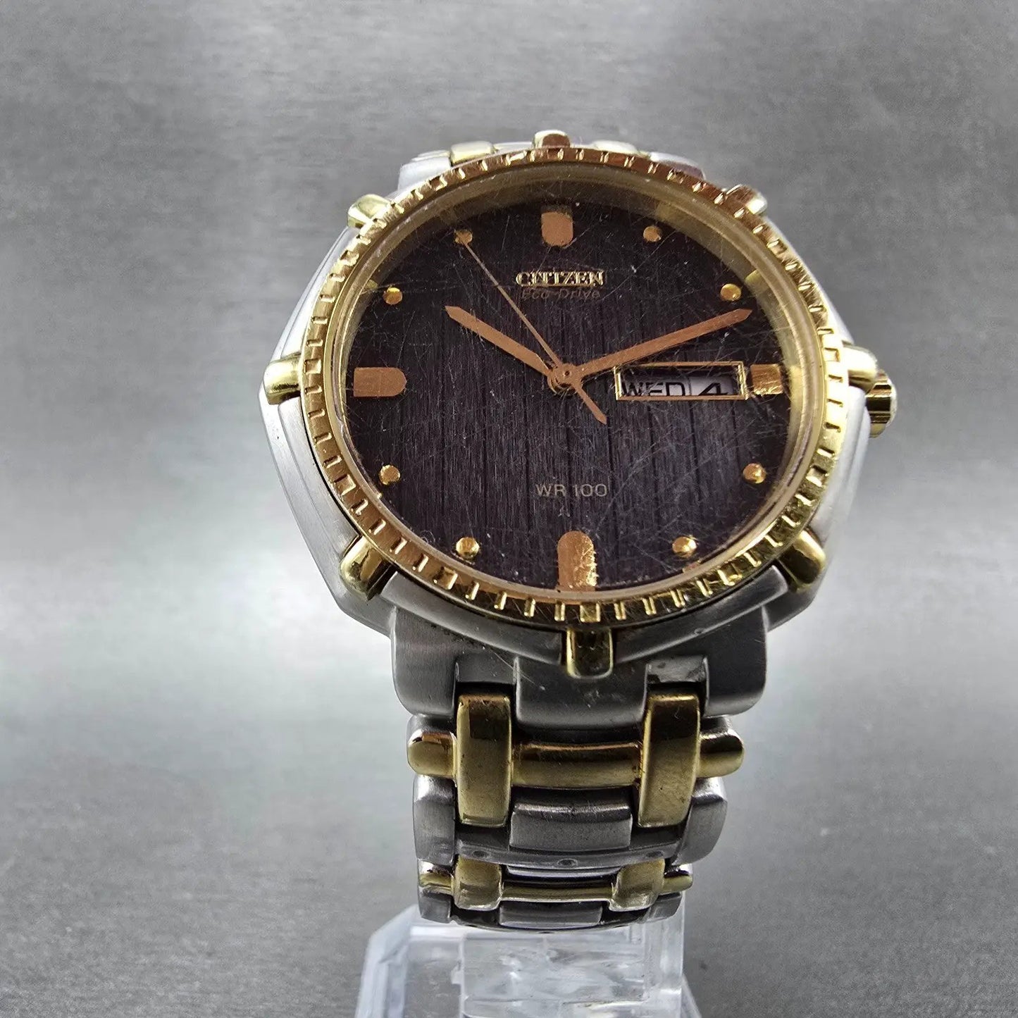 Citizen Eco-Drive Watch Men 37mm Black Dial Two Tone Daydate E101-S030528 Runs5