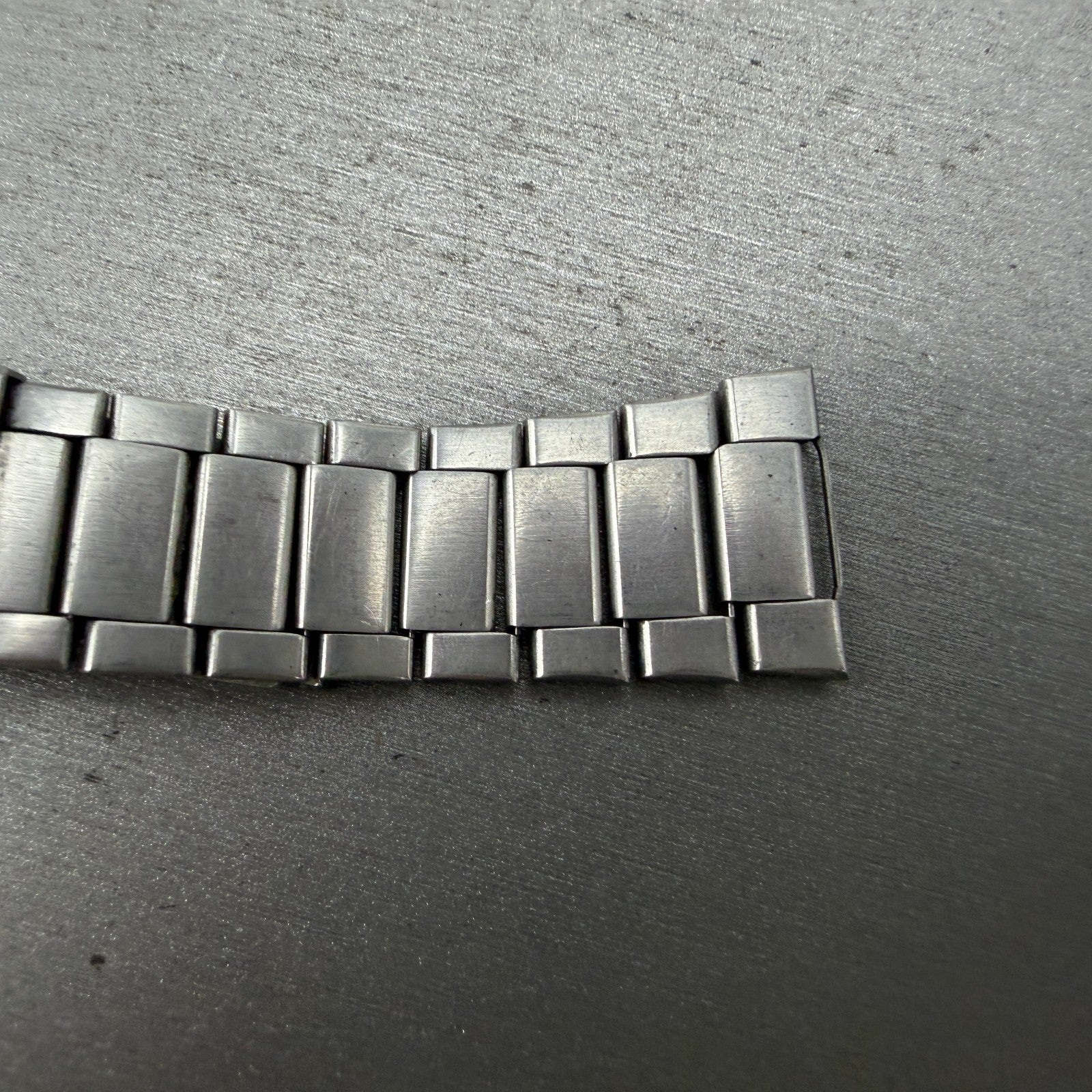 Seiko Bracelet 20mm Stainless Steel Silver Tone Tri Folding Clasp VTG Japan READ1
