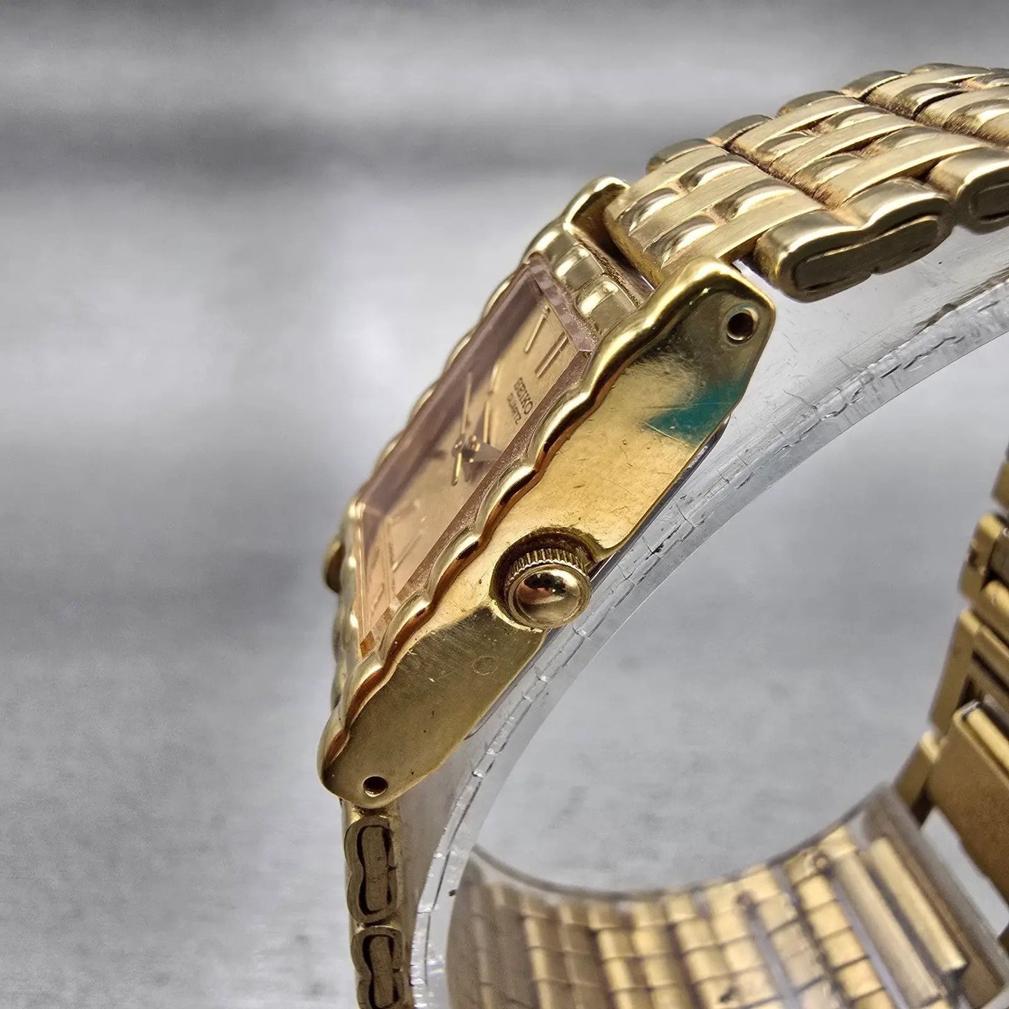 Seiko Watch Women 16mm Gold Dial Gold Tone Rectangle 1N01-5A69 New Battery VTG2