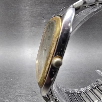 Seiko Watch Men 30mm Silver Dial Two Tone Rectangle 6431-5010 PARTS Vintage3